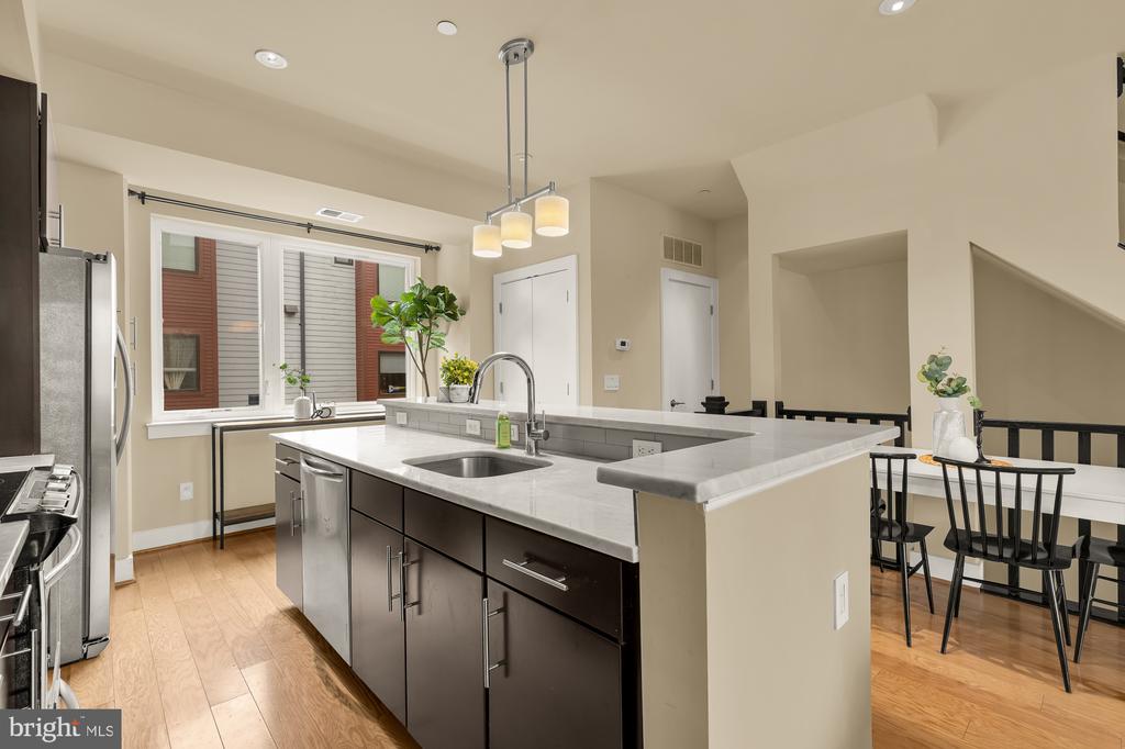3209 12TH STREET NE 102