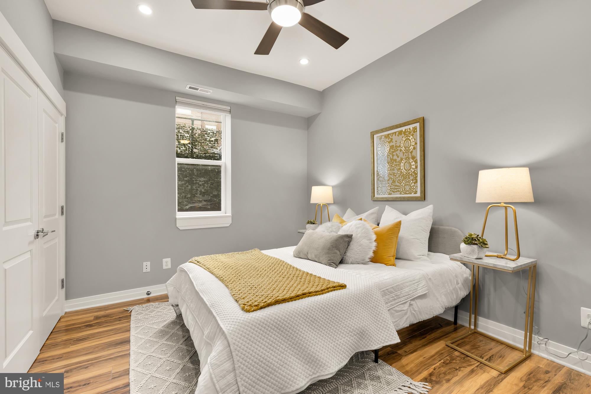 1719 LINCOLN ROAD NE 1