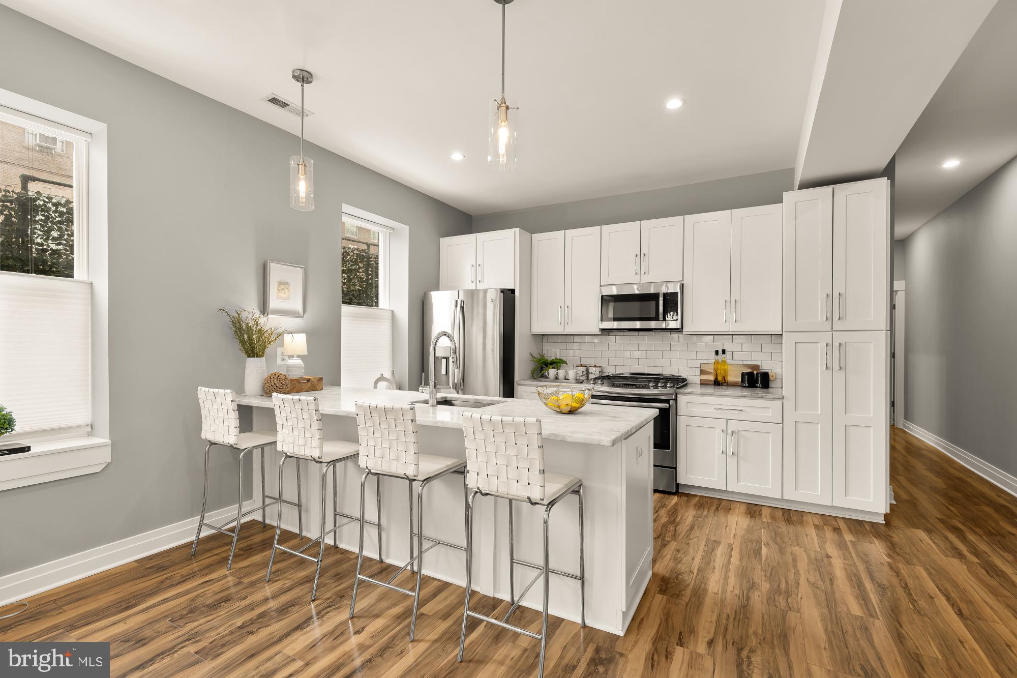 1719 LINCOLN ROAD NE 1