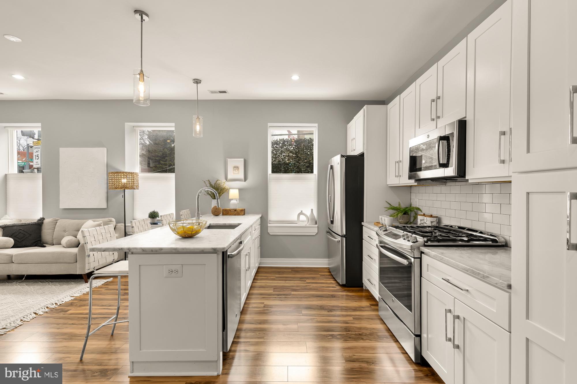 1719 LINCOLN ROAD NE 1