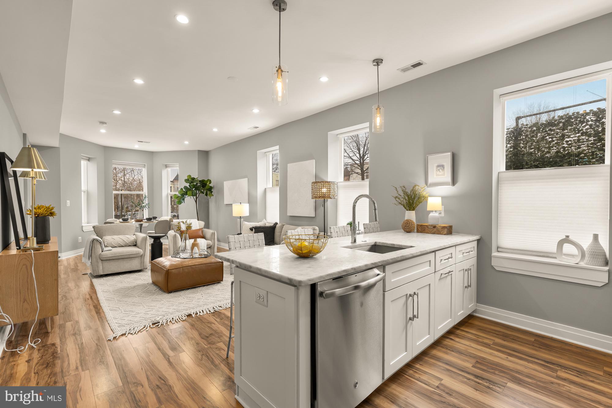 1719 LINCOLN ROAD NE 1