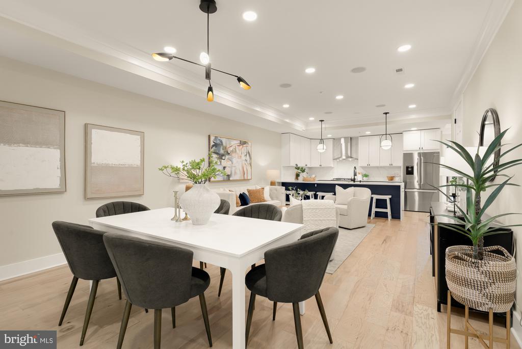 756 PRINCETON PLACE NW Unit: 2