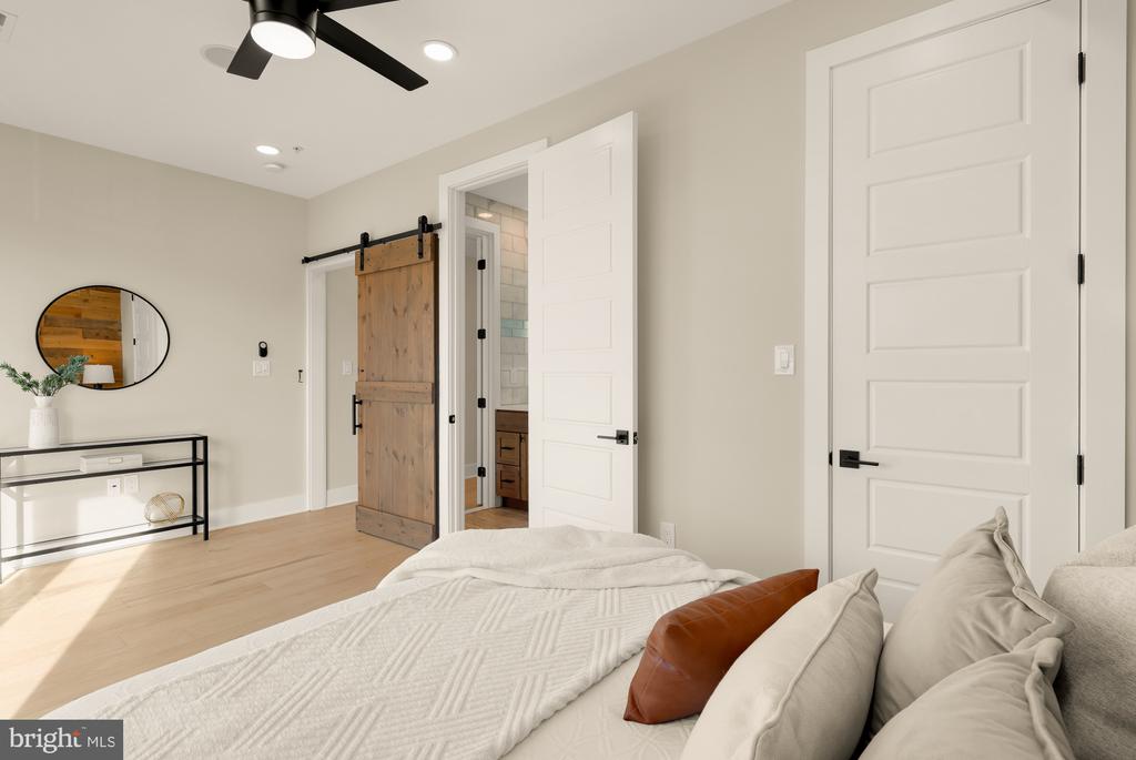 756 PRINCETON PLACE NW Unit: 2