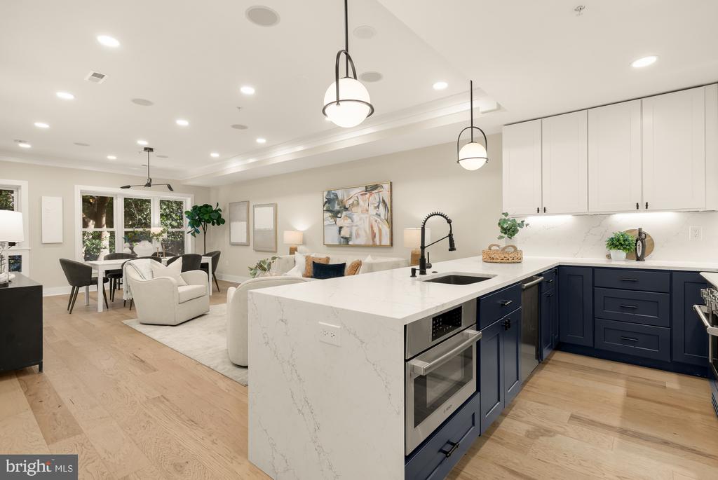 756 PRINCETON PLACE NW Unit: 2