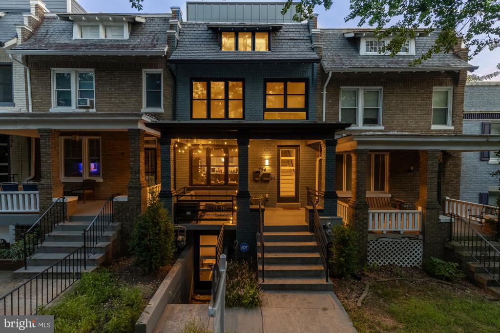 756 PRINCETON PLACE NW Unit: 2