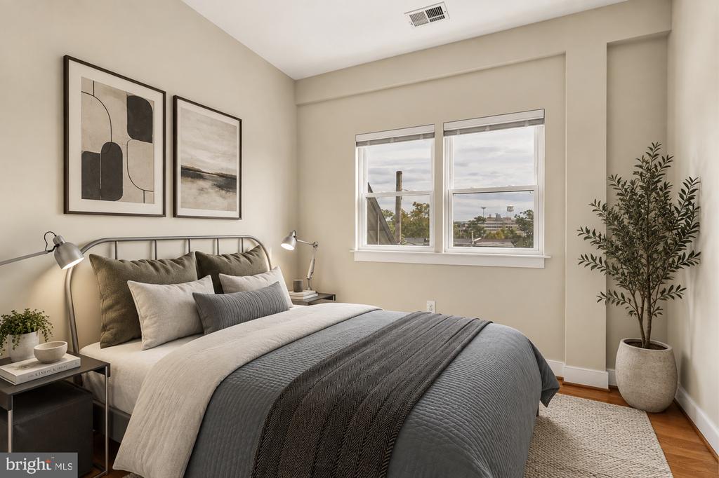 1353 ADAMS STREET NE Unit: 3