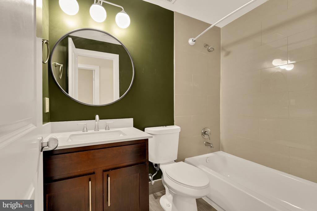 1353 ADAMS STREET NE Unit: 3