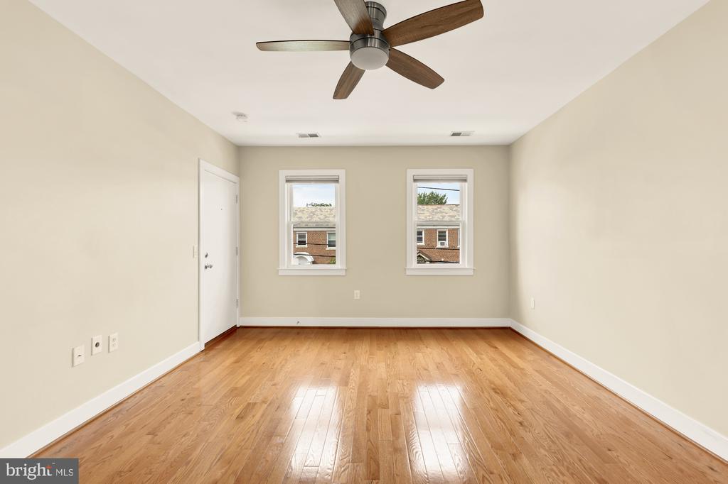 1353 ADAMS STREET NE Unit: 3