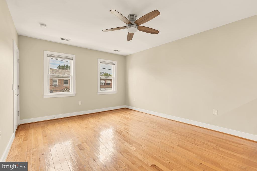 1353 ADAMS STREET NE Unit: 3