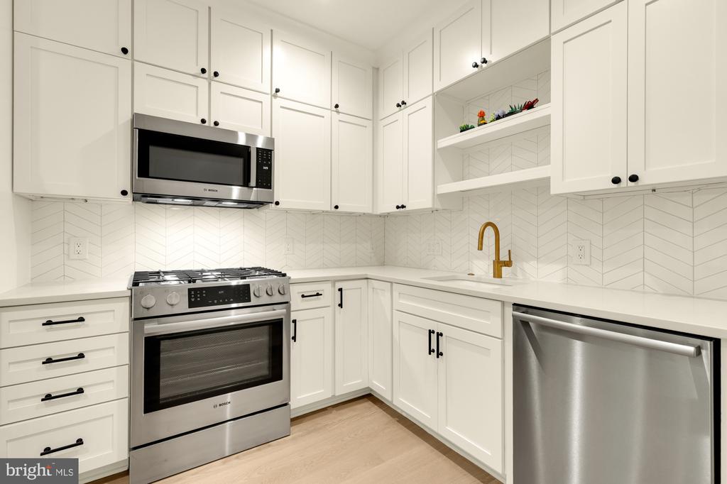 1313 11TH STREET NW Unit: 5