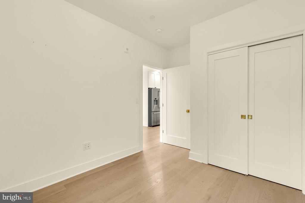 1313 11TH STREET NW Unit: 5