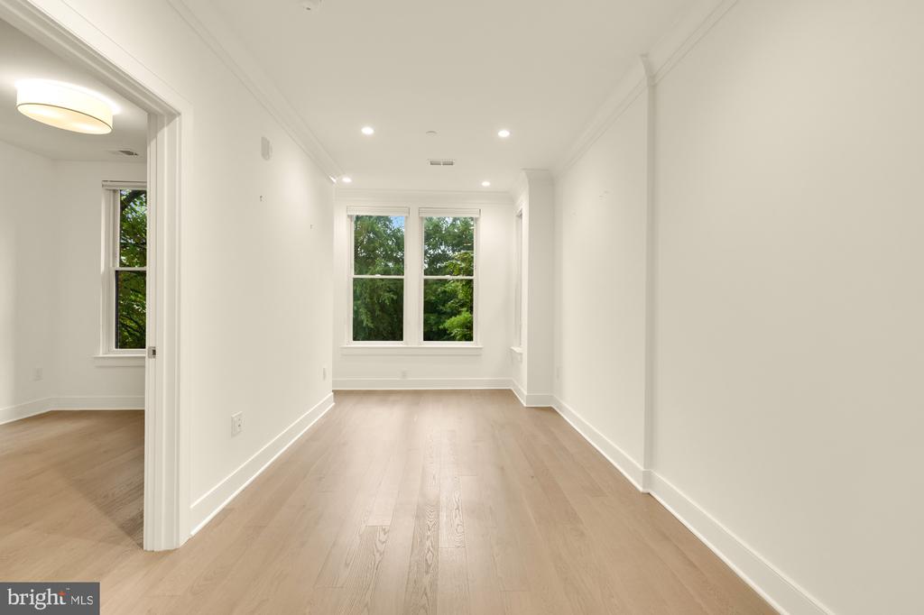 1313 11TH STREET NW Unit: 5