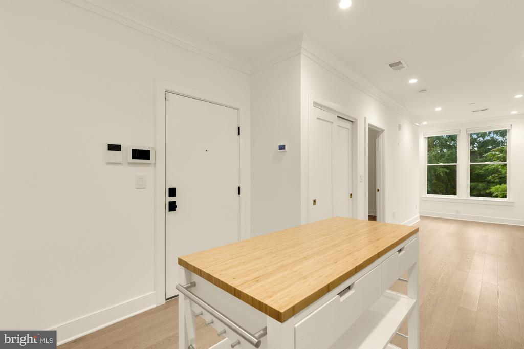 1313 11TH STREET NW Unit: 5