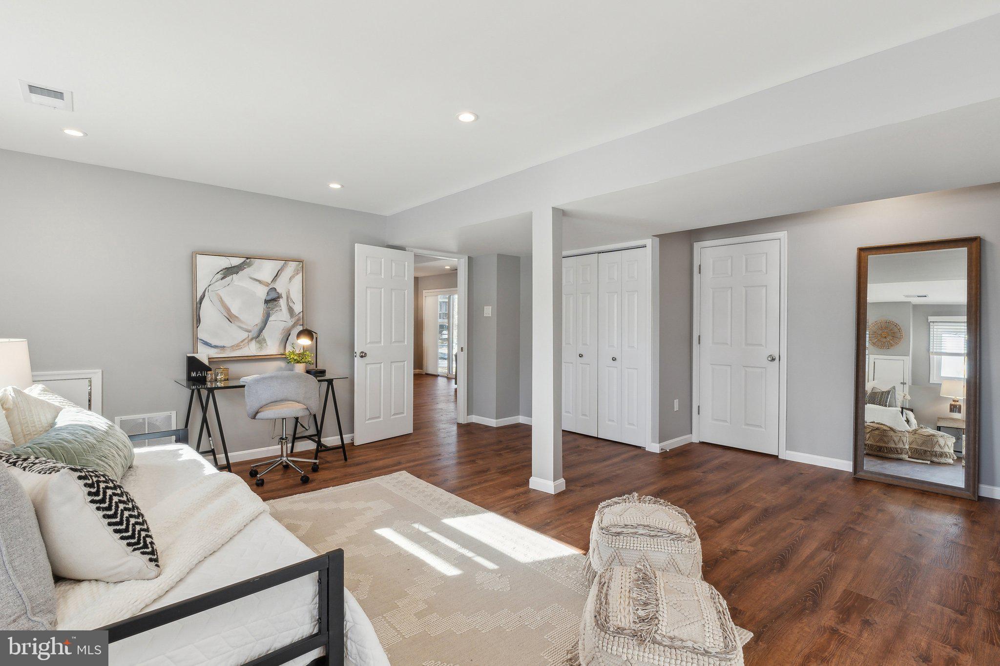 8040 Camerado Ct