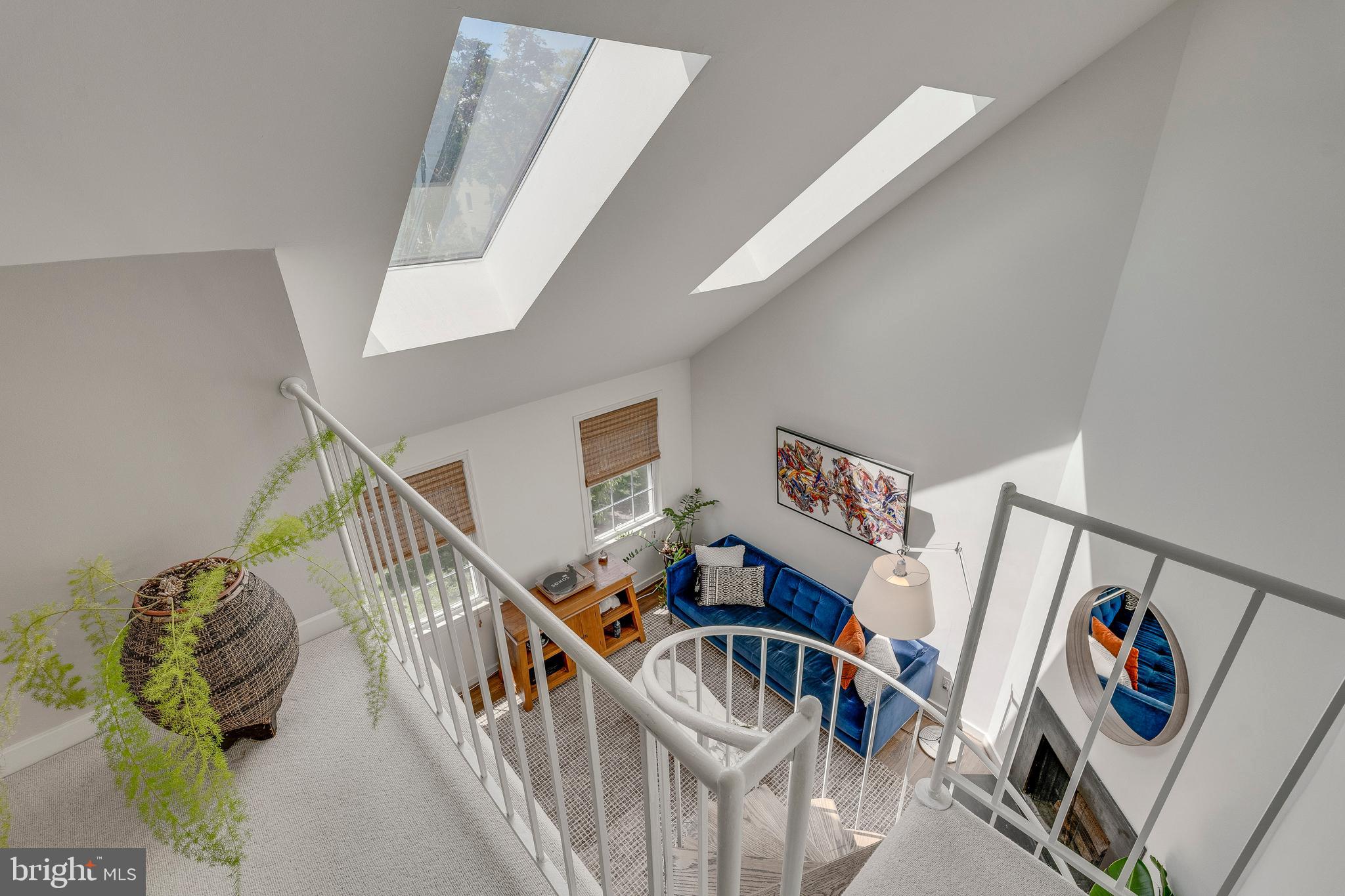 2232 Washington Ave #W-201
