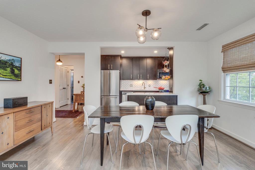 2232 Washington Ave #W-201