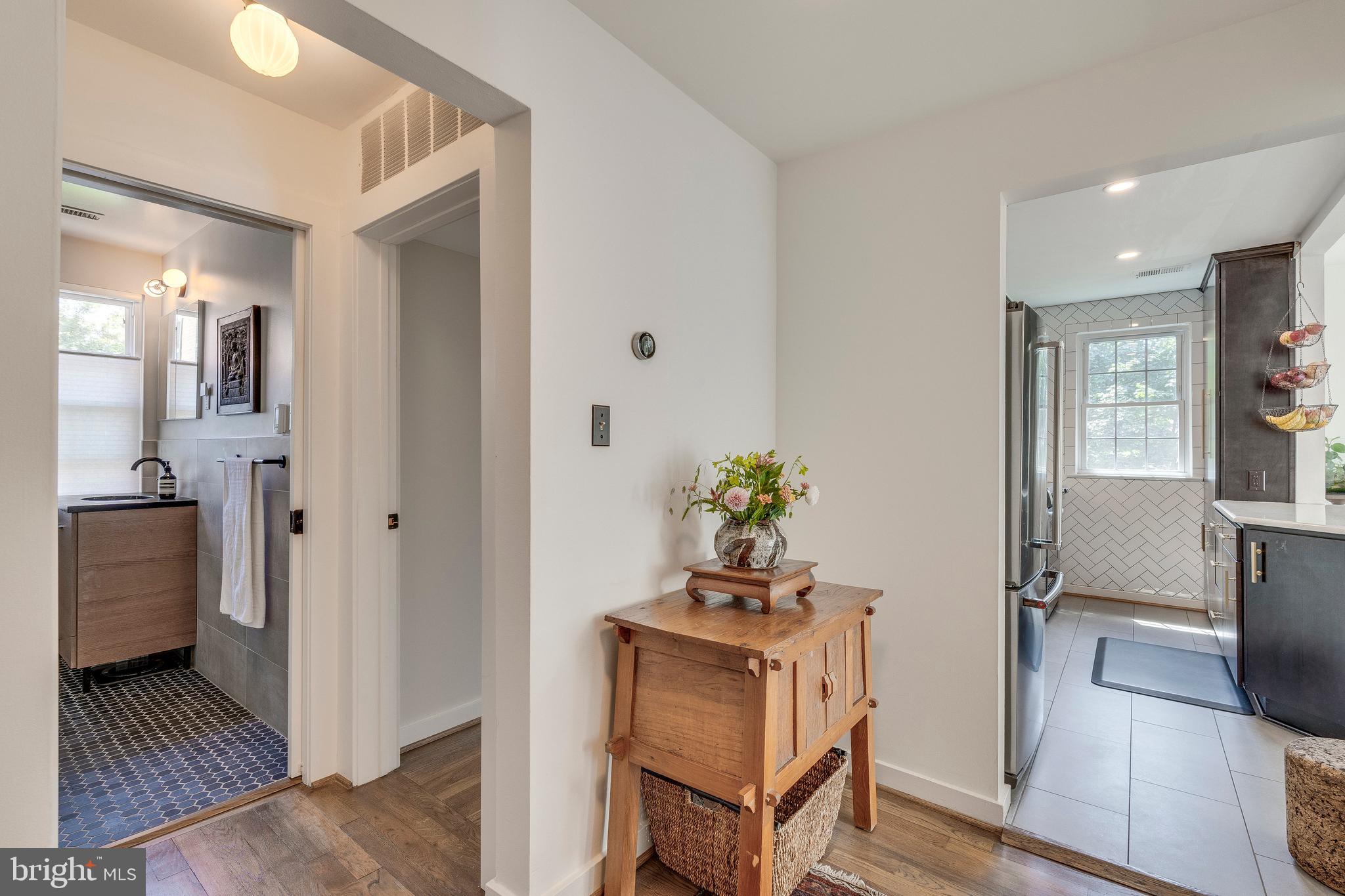2232 Washington Ave #W-201