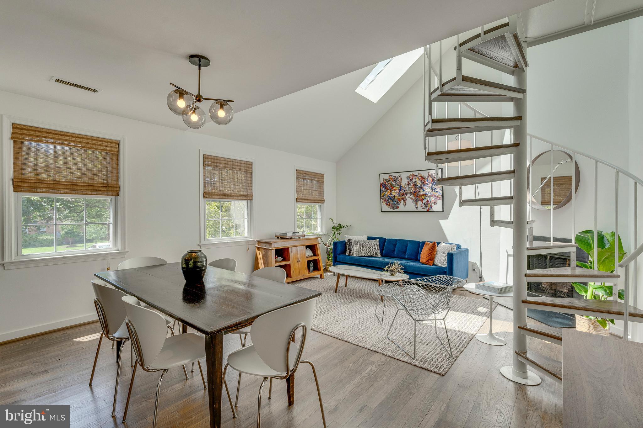 2232 Washington Ave #W-201