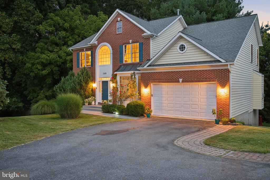 13129 Venetian Rd