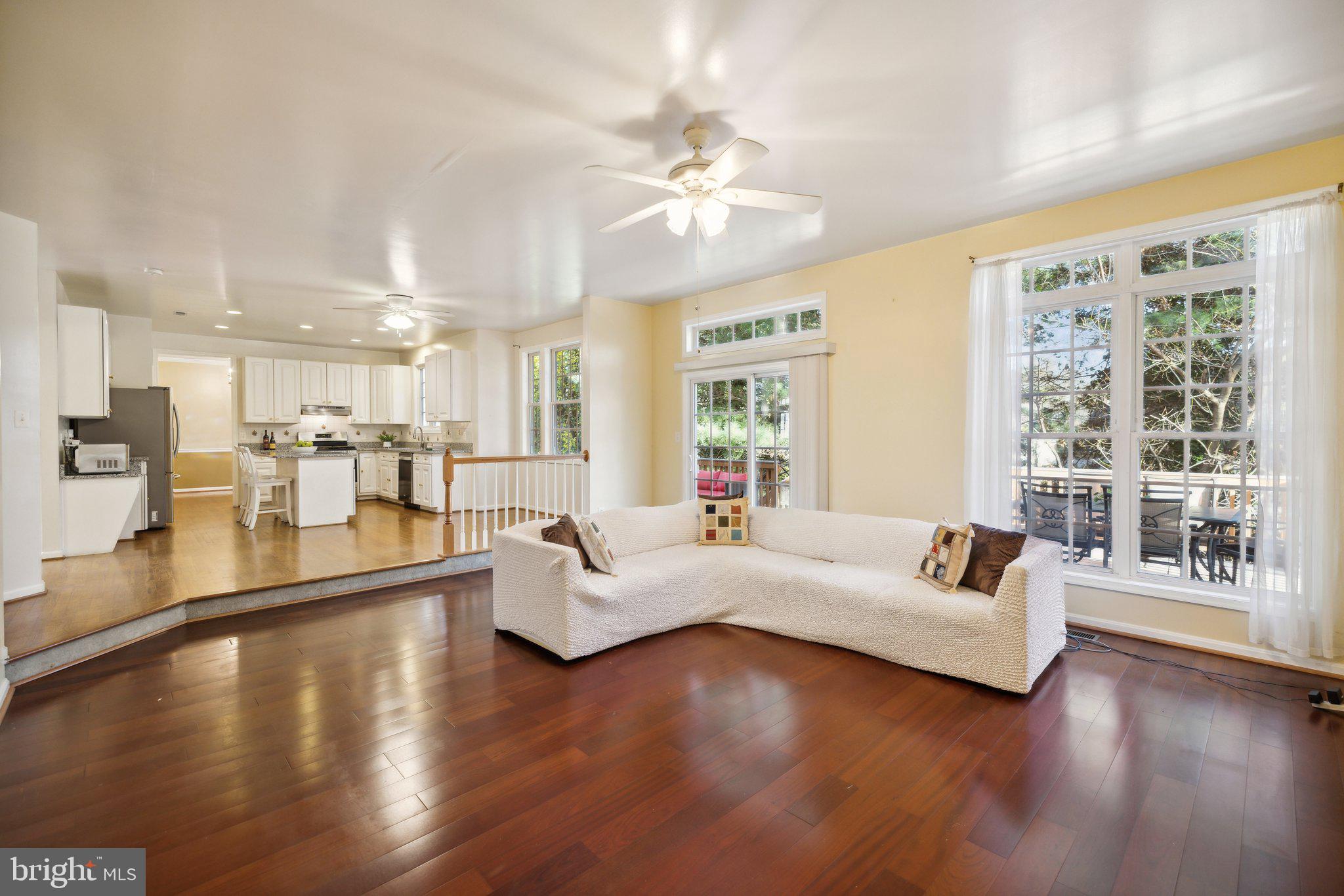 13129 Venetian Rd
