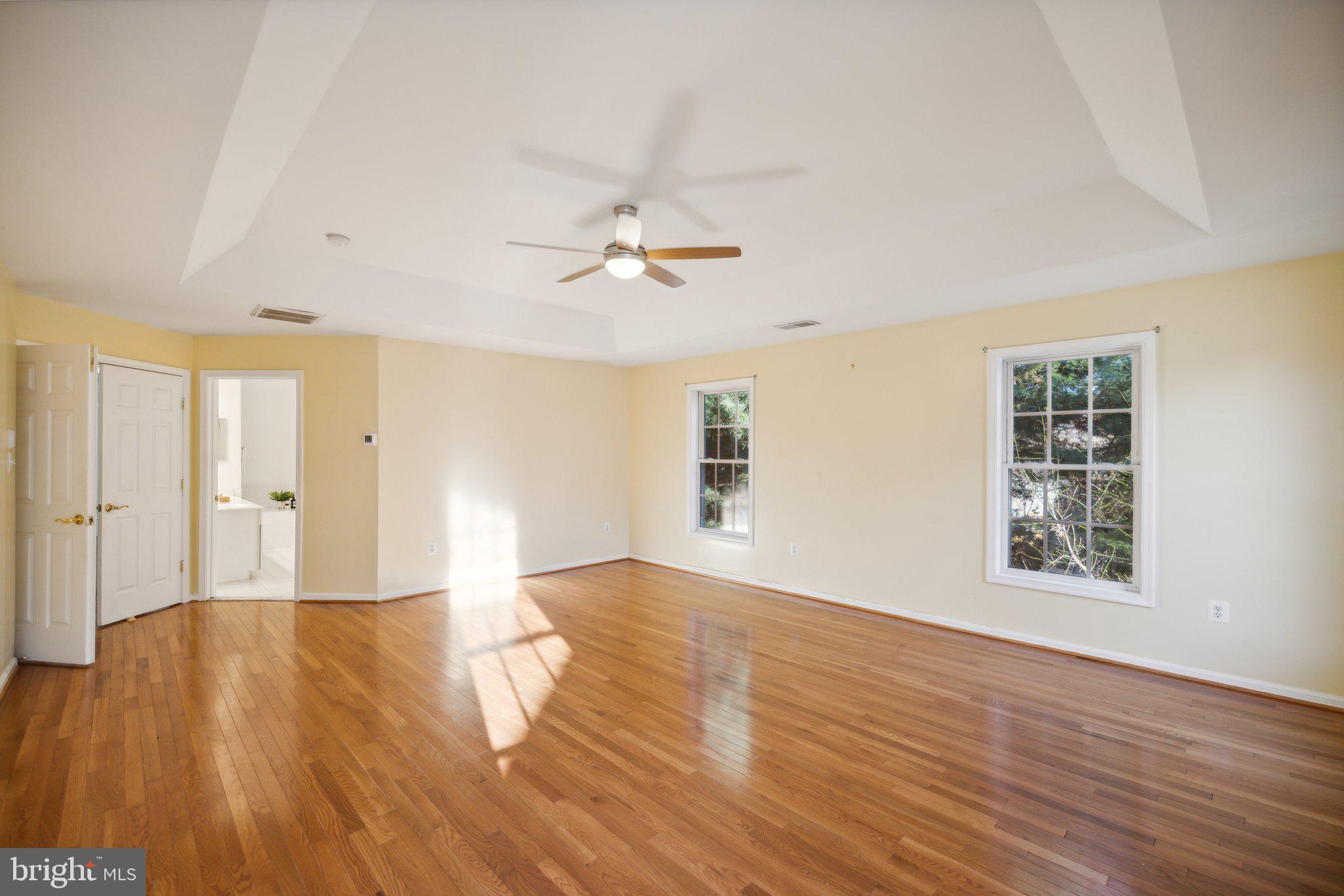 13129 Venetian Rd