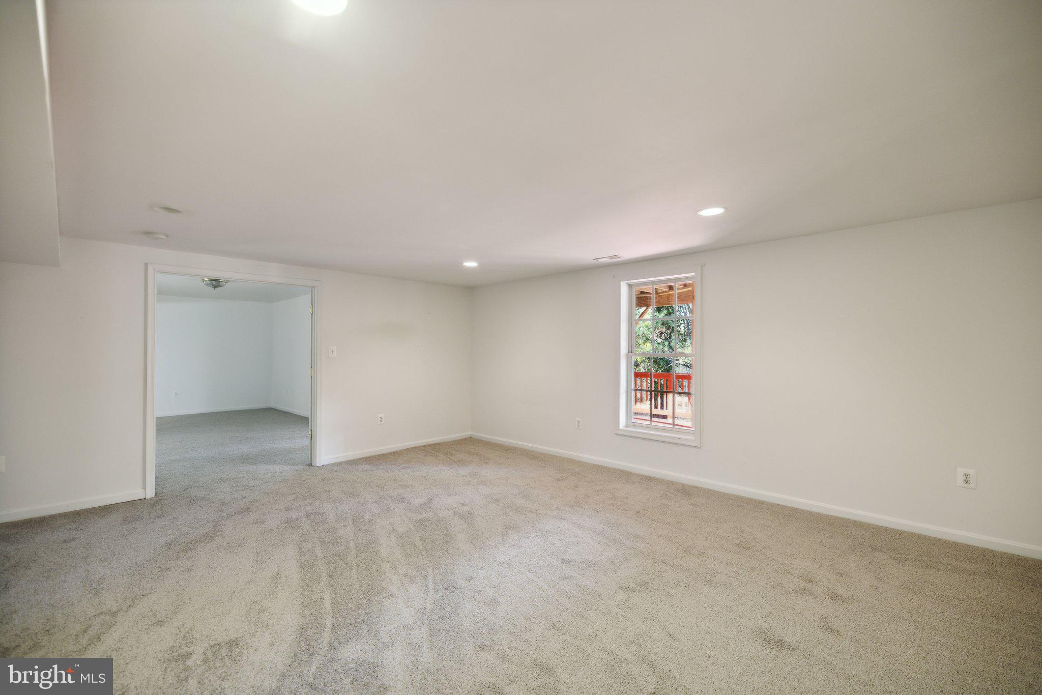 13129 Venetian Rd