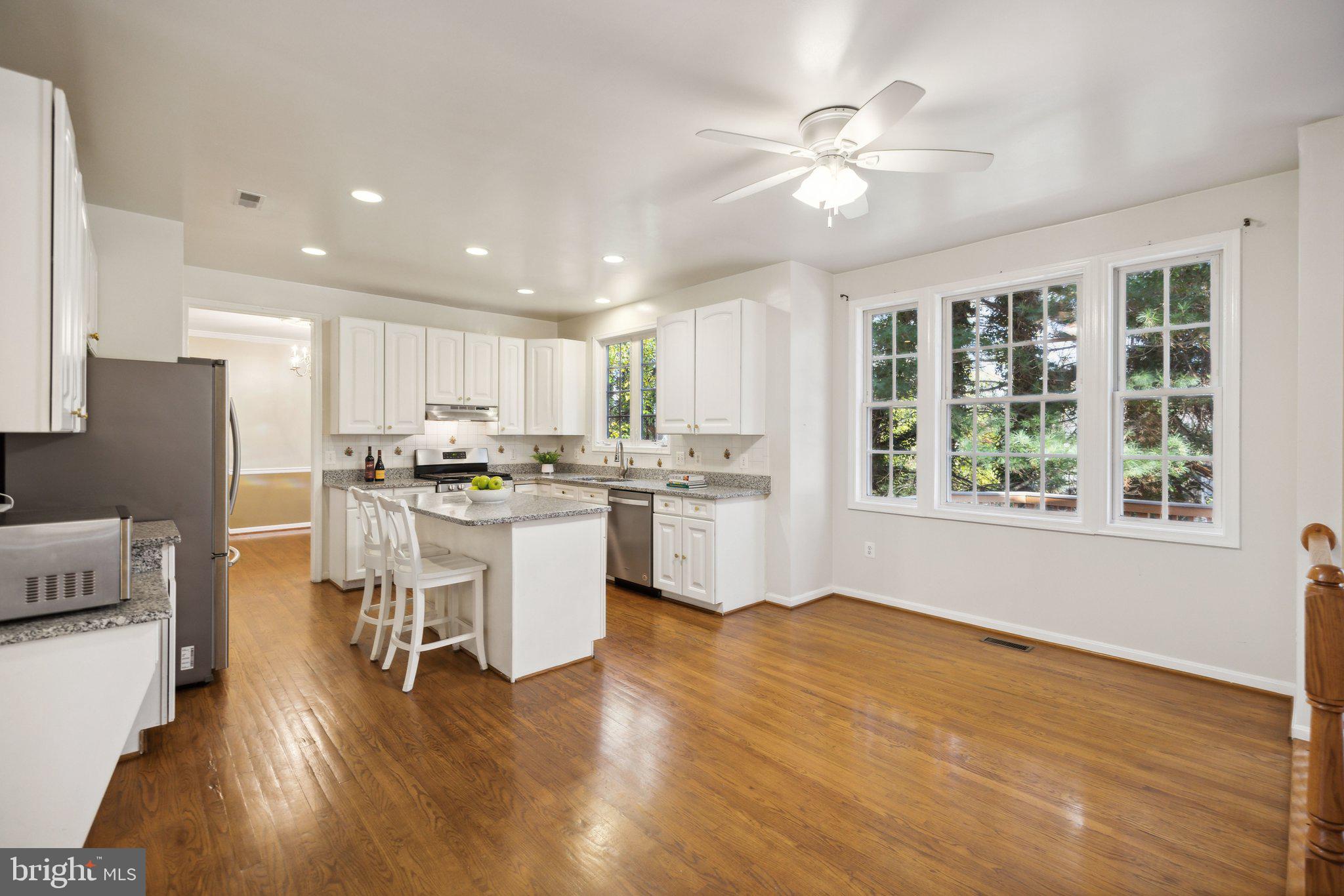 13129 Venetian Rd