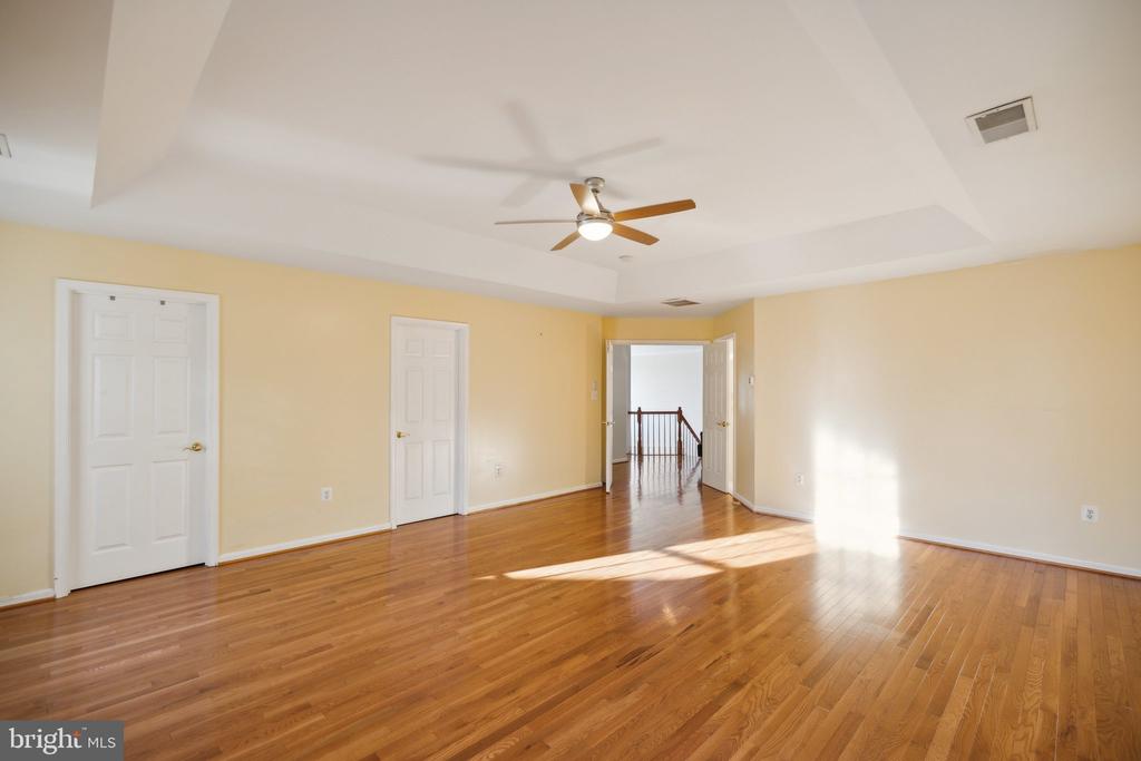 13129 Venetian Rd