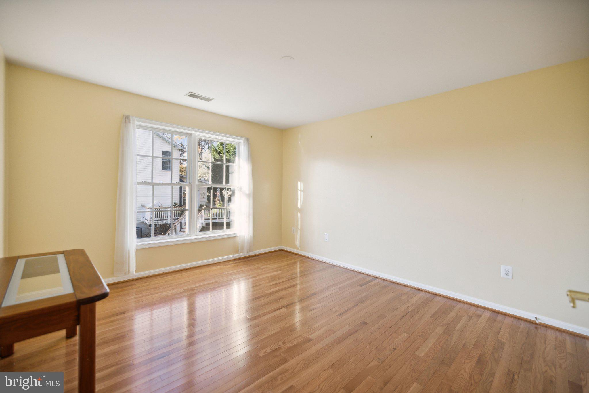 13129 Venetian Rd