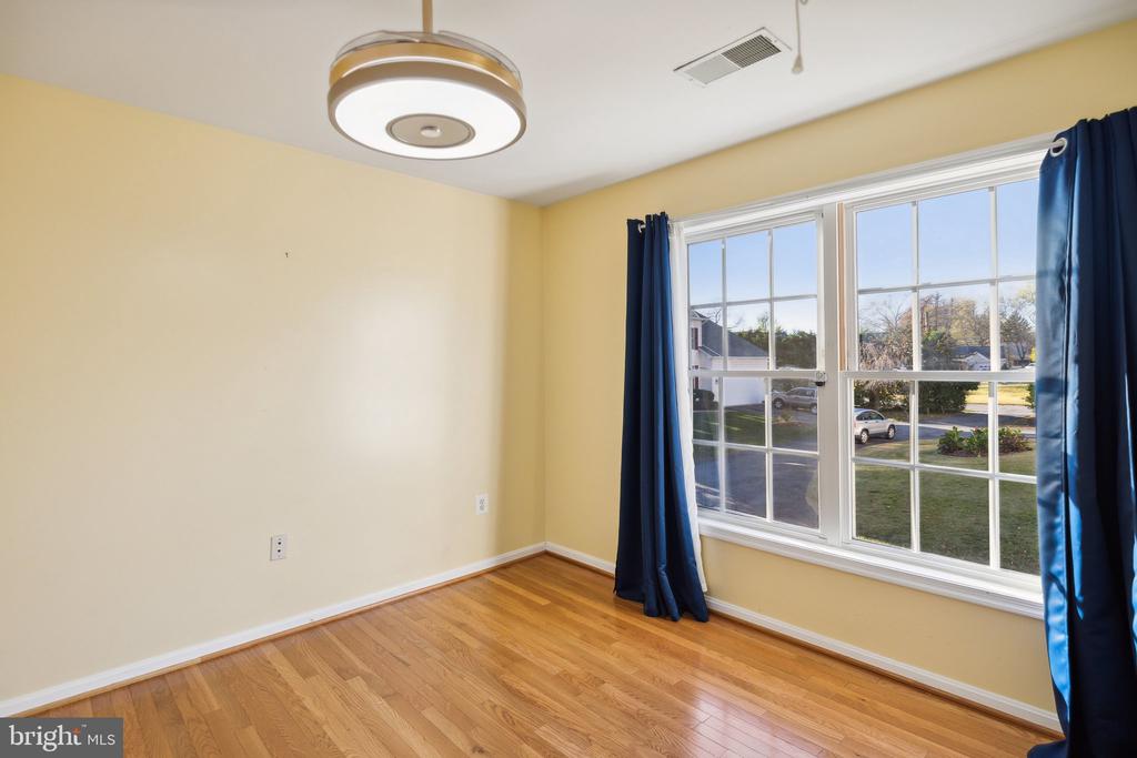 13129 Venetian Rd