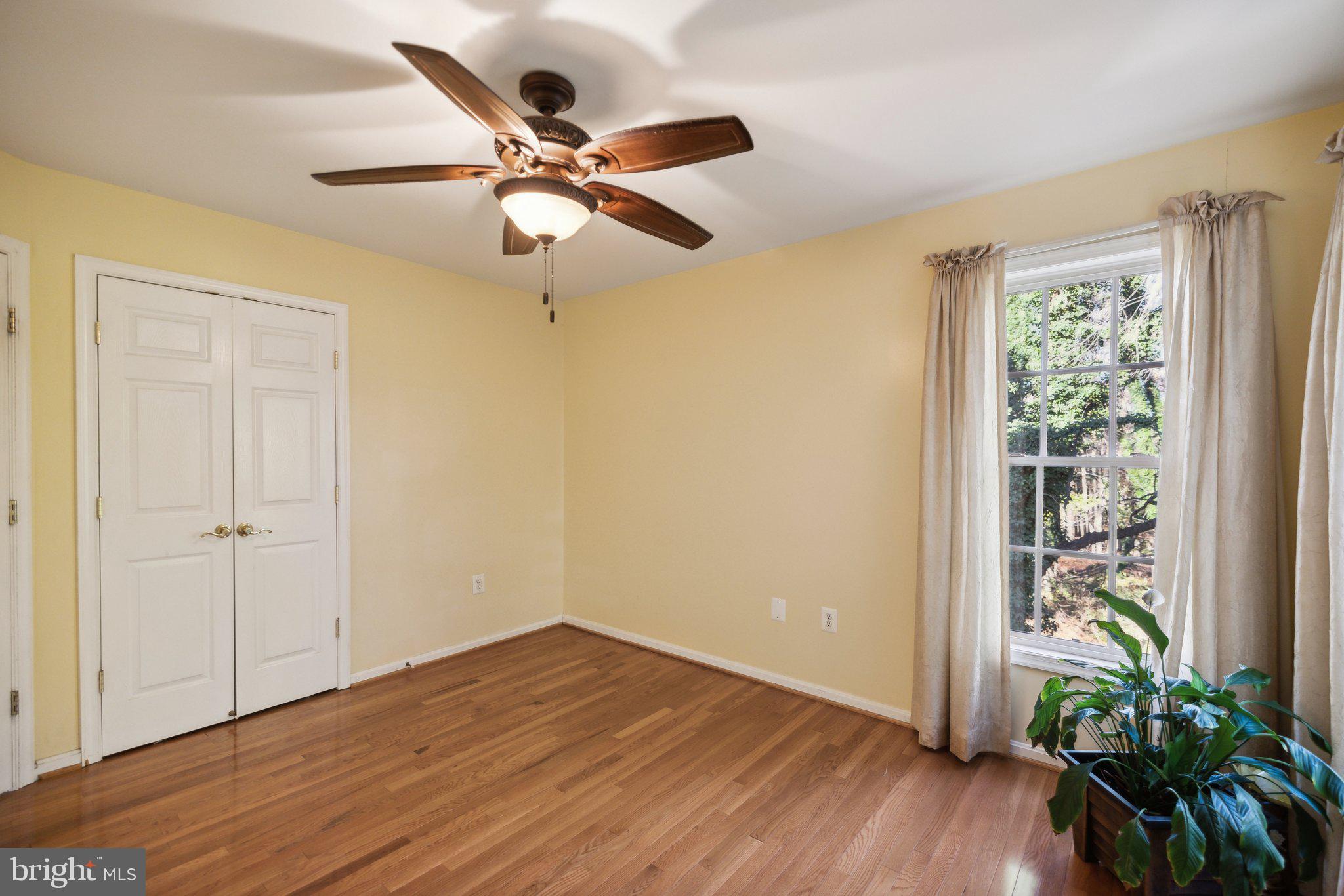 13129 Venetian Rd