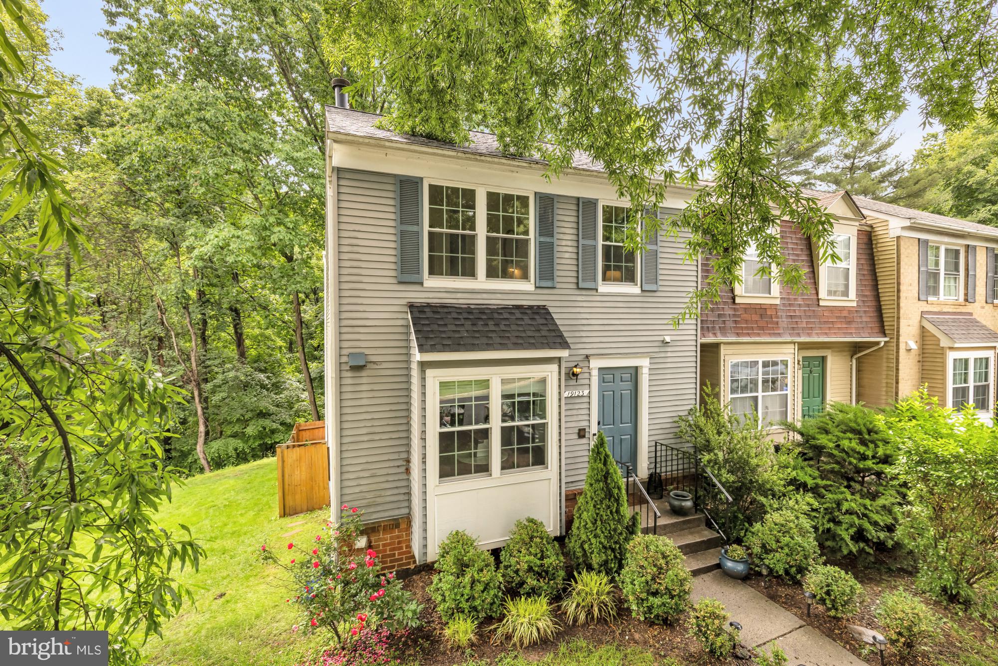 19123 GROTTO LANE