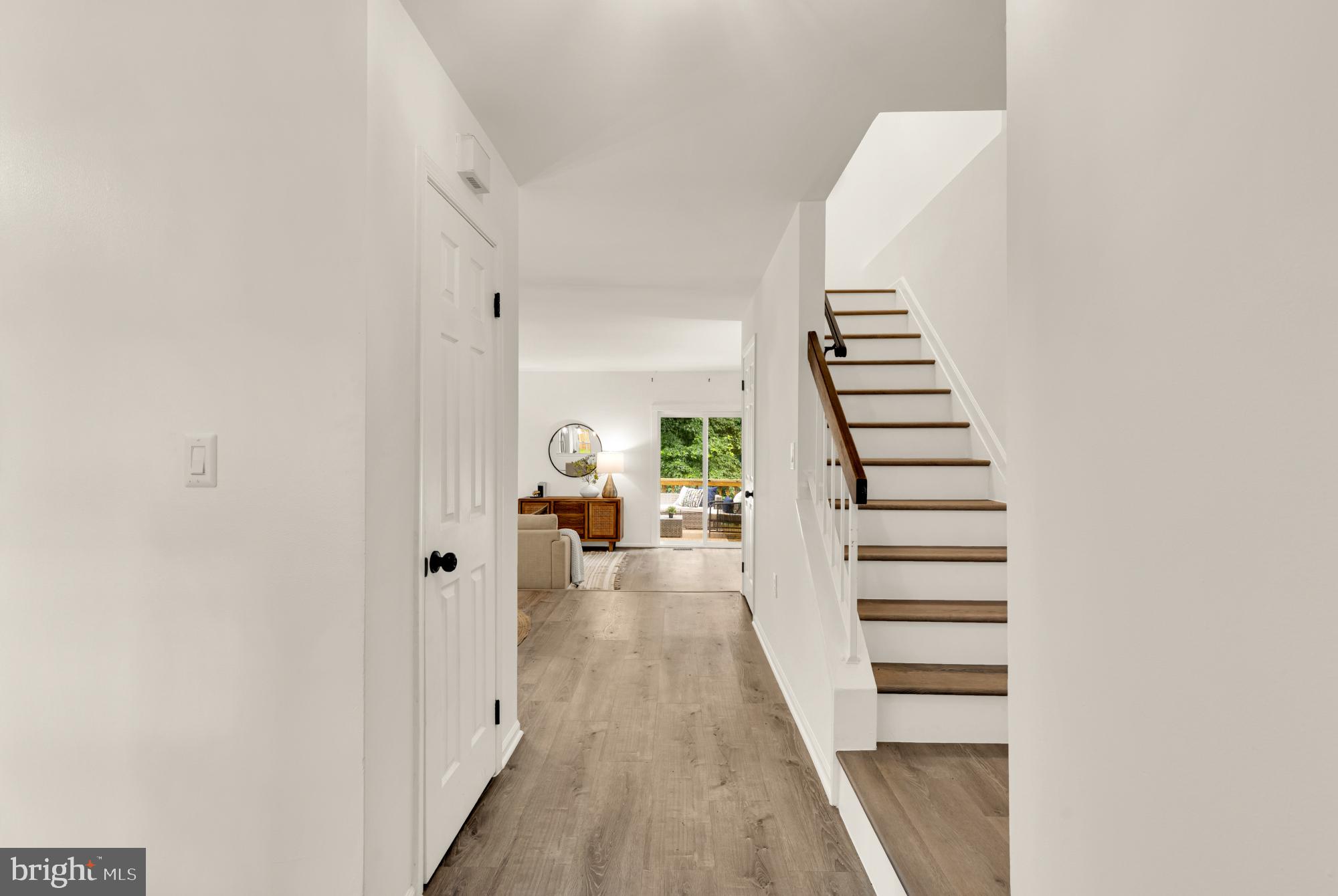 19123 GROTTO LANE