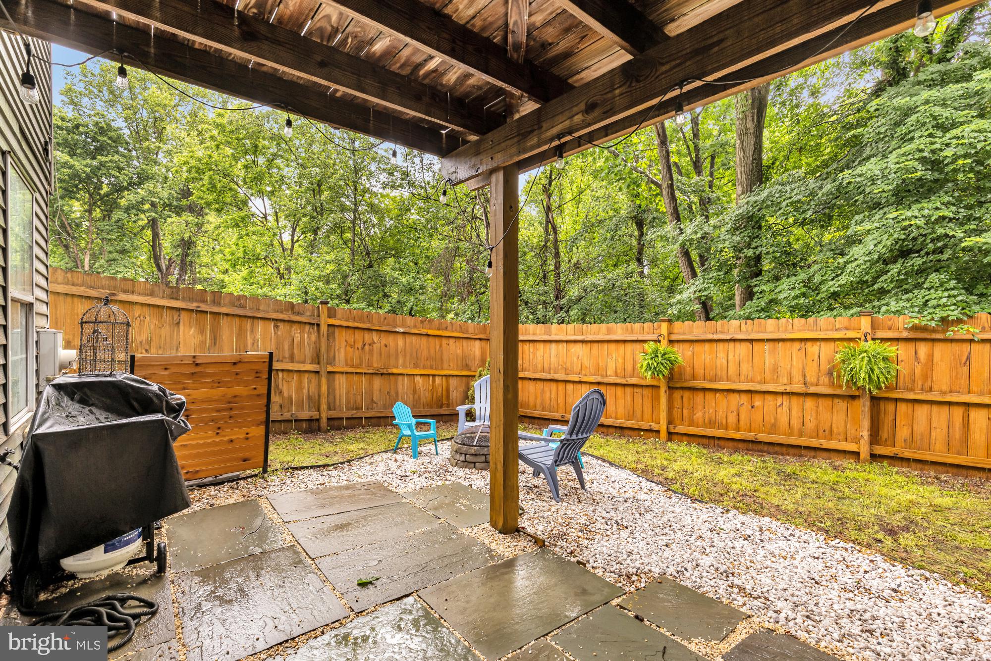 19123 GROTTO LANE