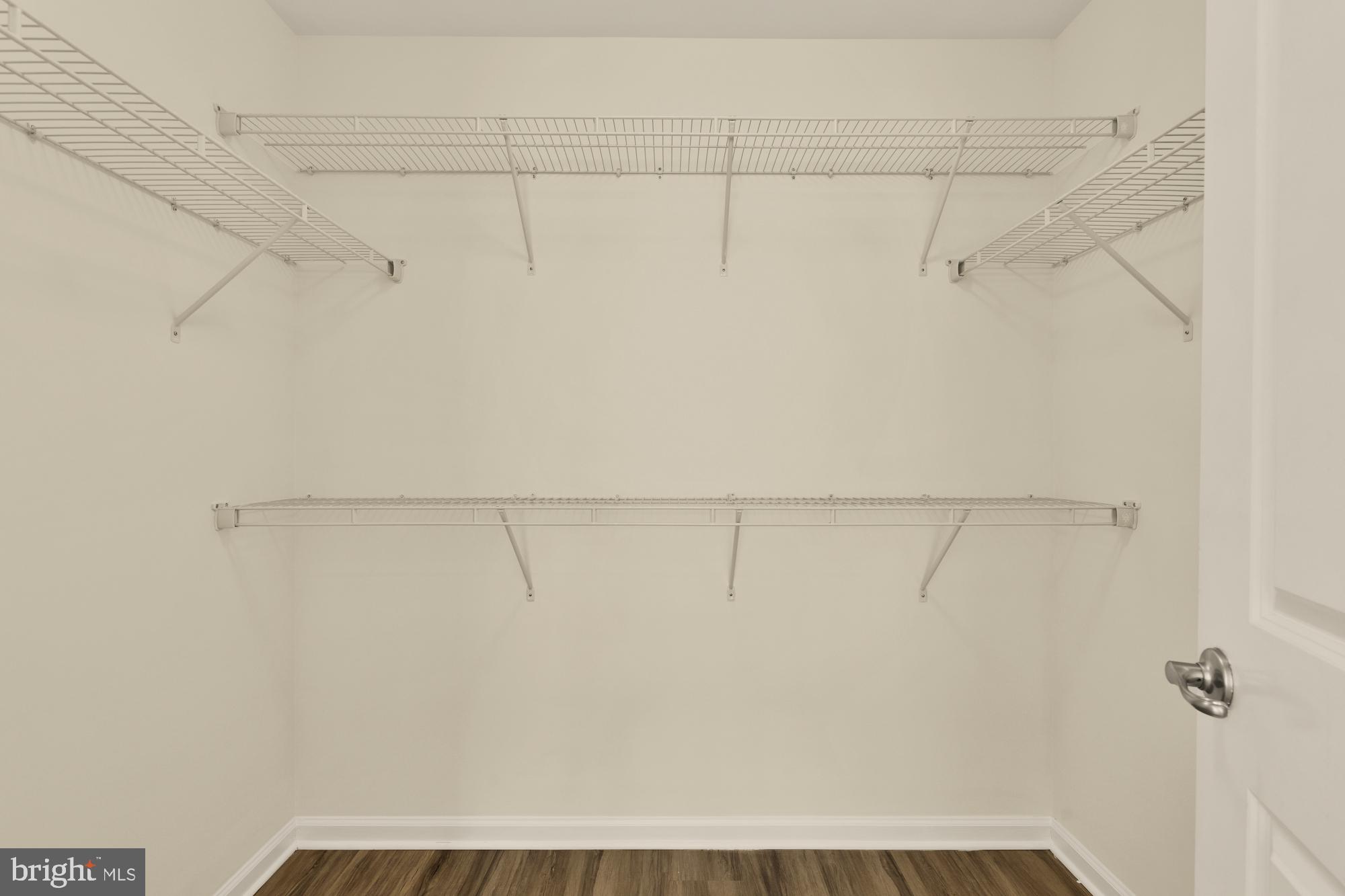 5307 SMITHS COVE LANE