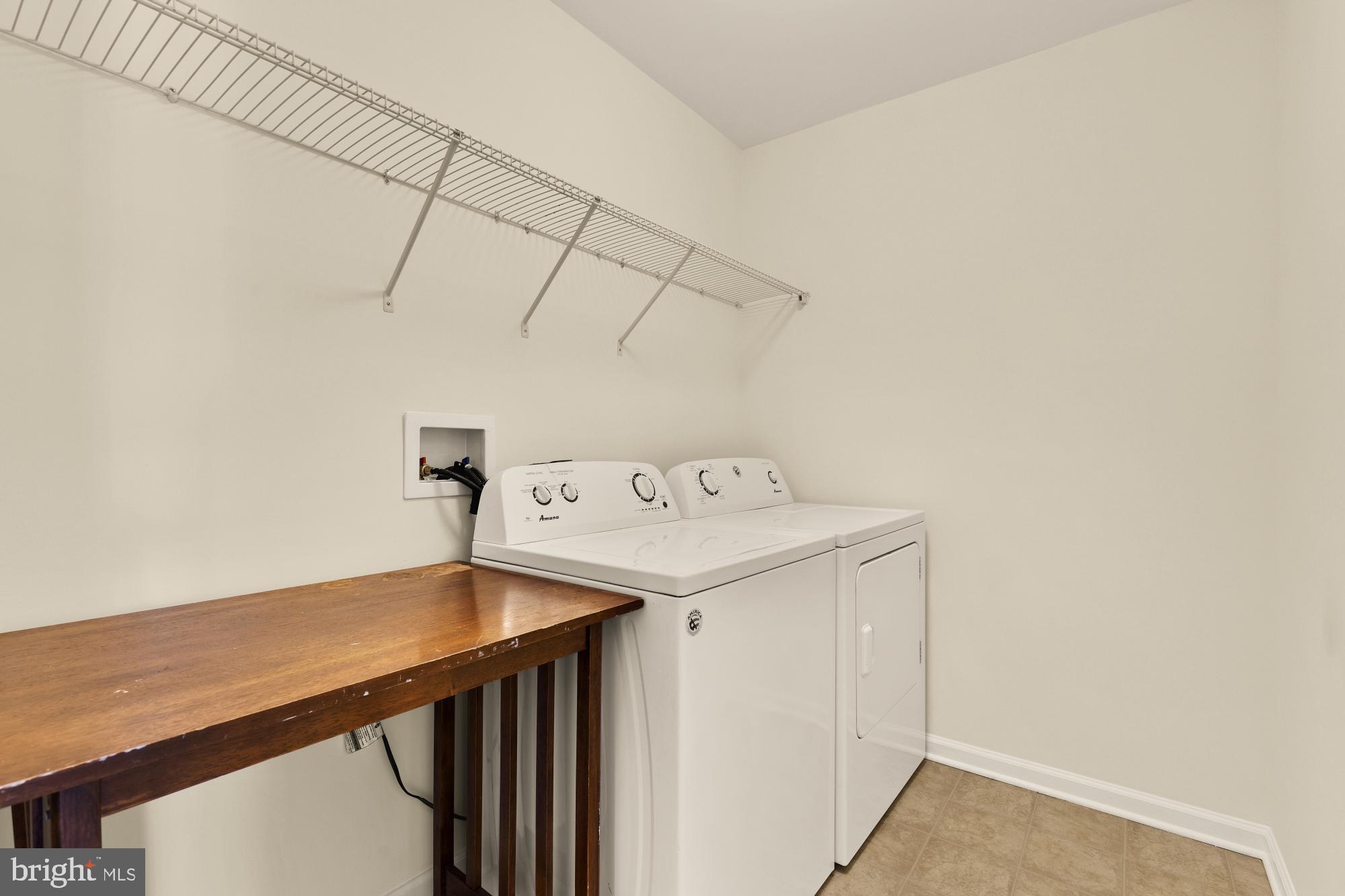 5307 SMITHS COVE LANE