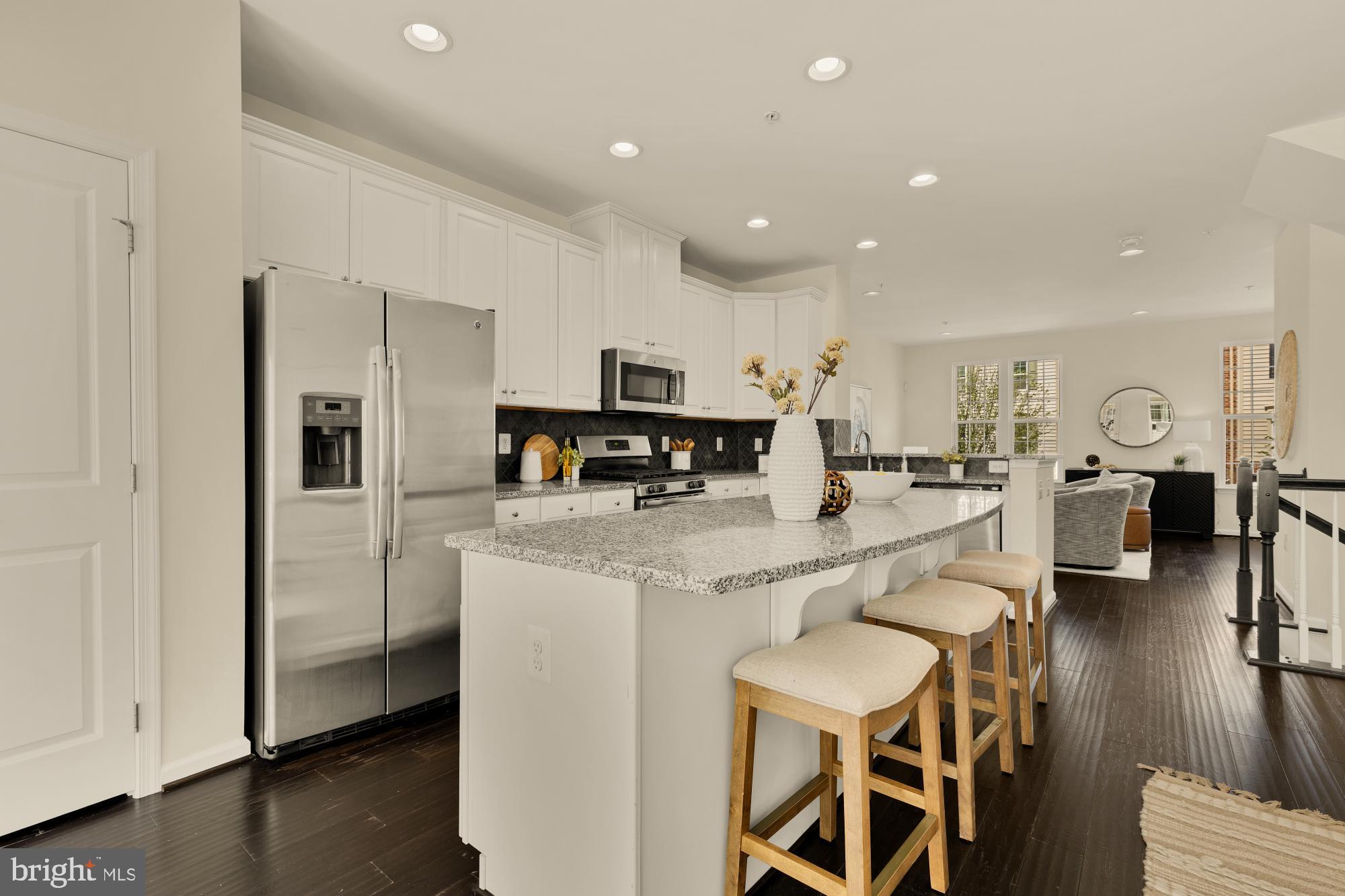 5307 SMITHS COVE LANE