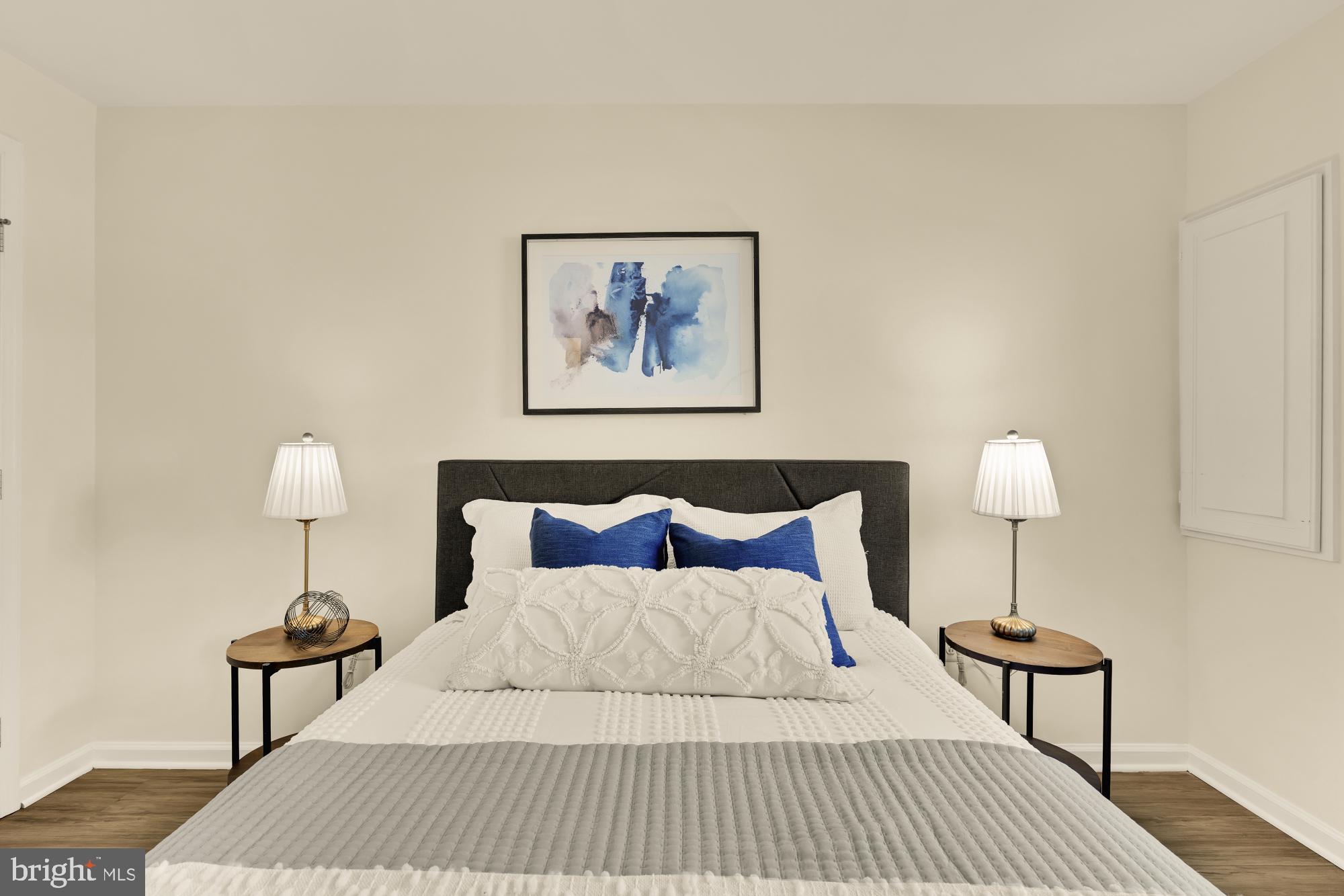 5307 SMITHS COVE LANE