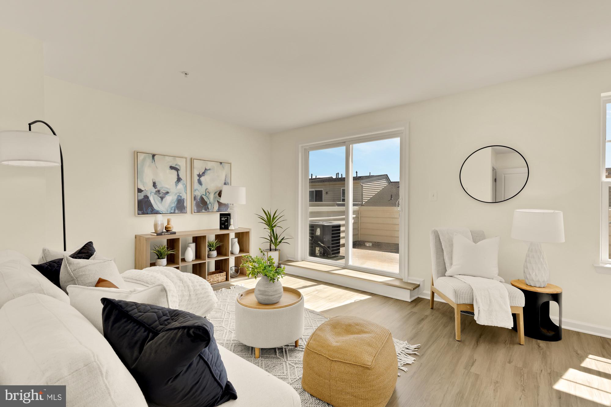 5307 SMITHS COVE LANE