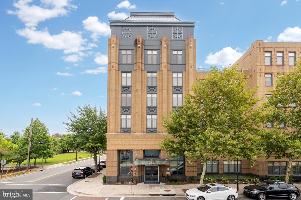 525 N FAYETTE STREET 119