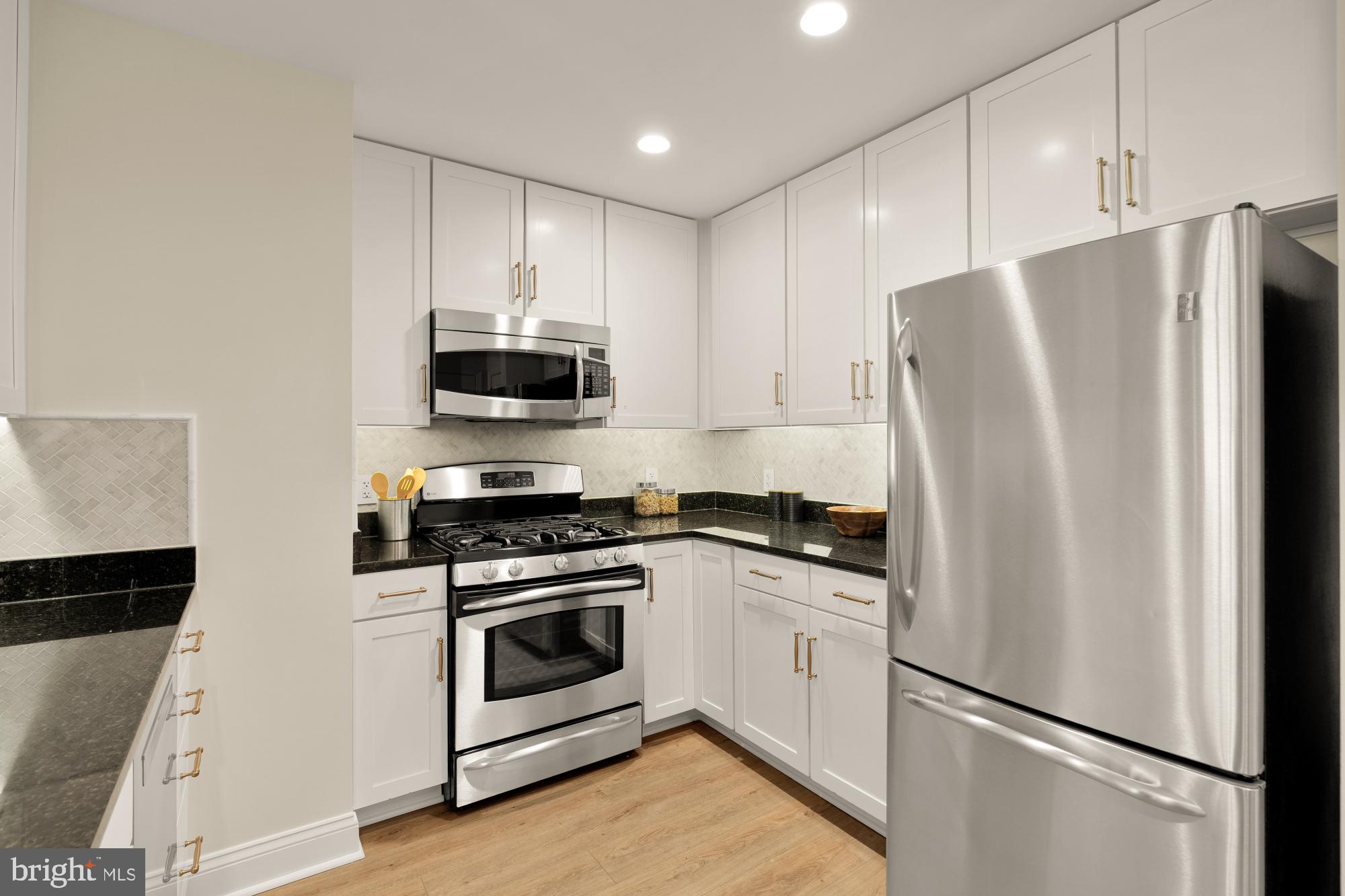525 N FAYETTE STREET 119