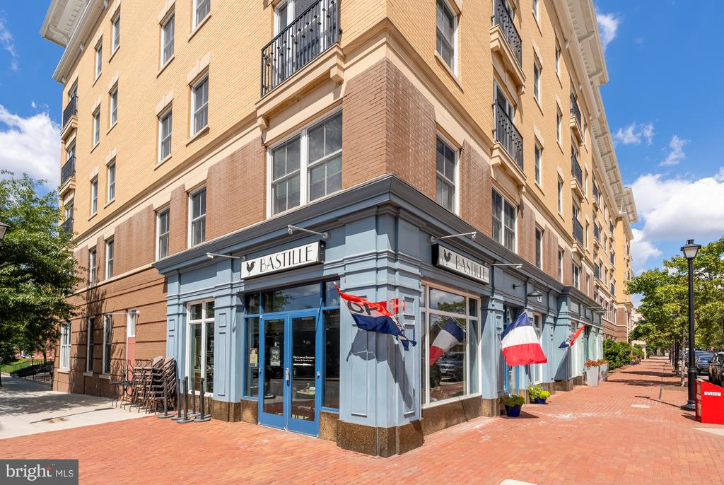 525 N FAYETTE STREET 119