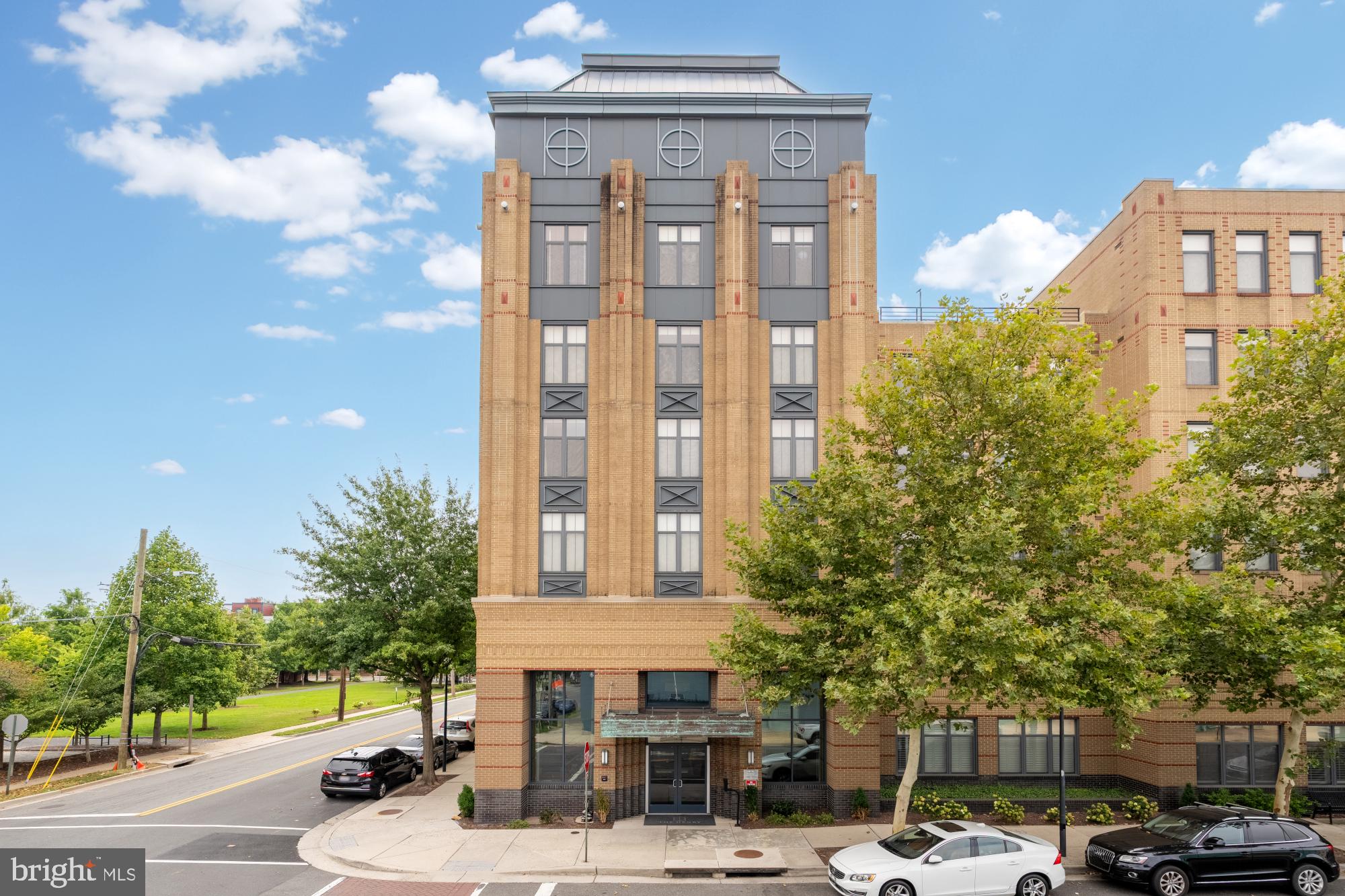 525 N FAYETTE STREET 119