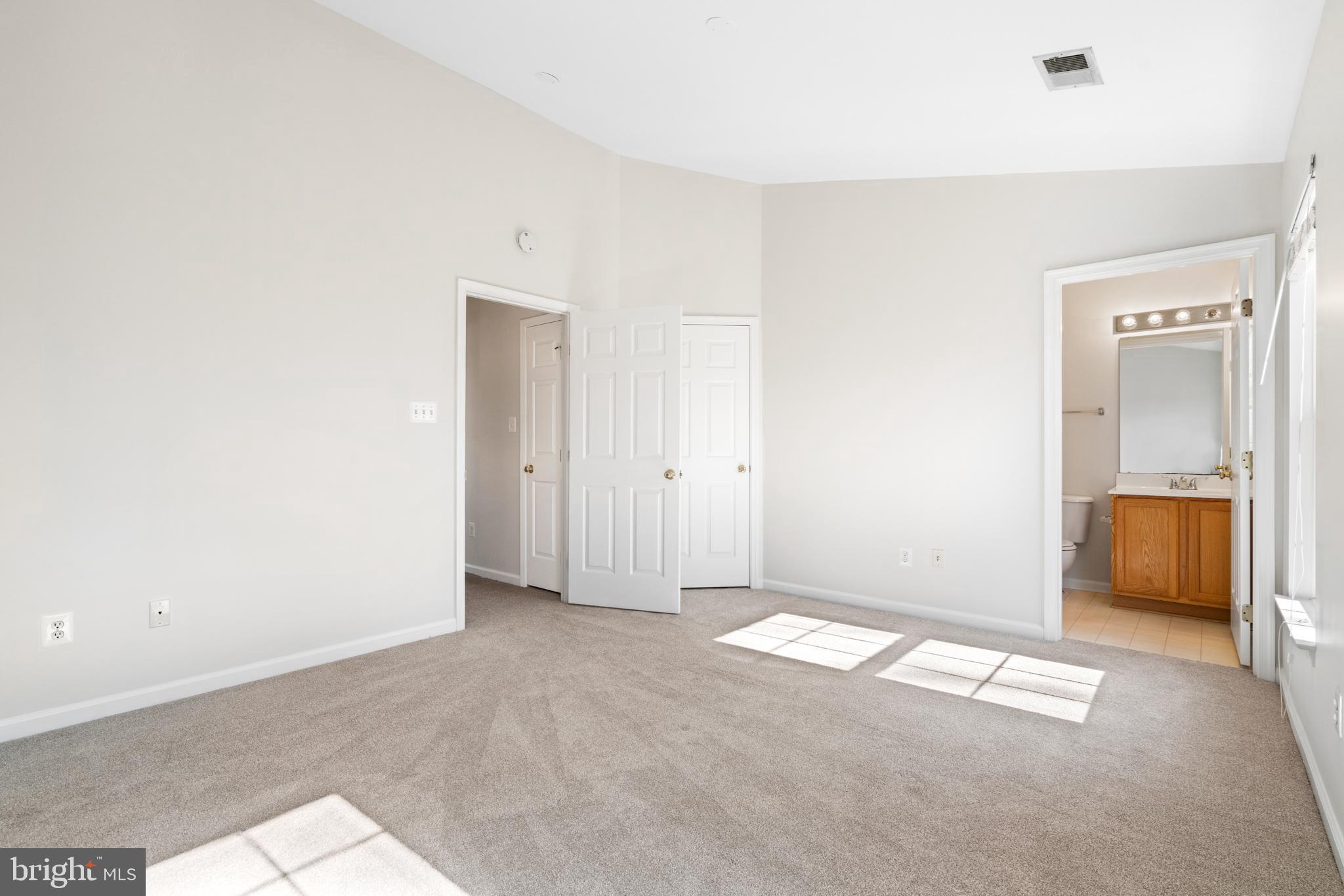 3807 Shannons Green Way
