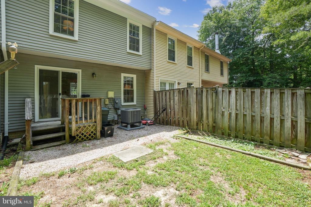 8480 Blue Oak Ct