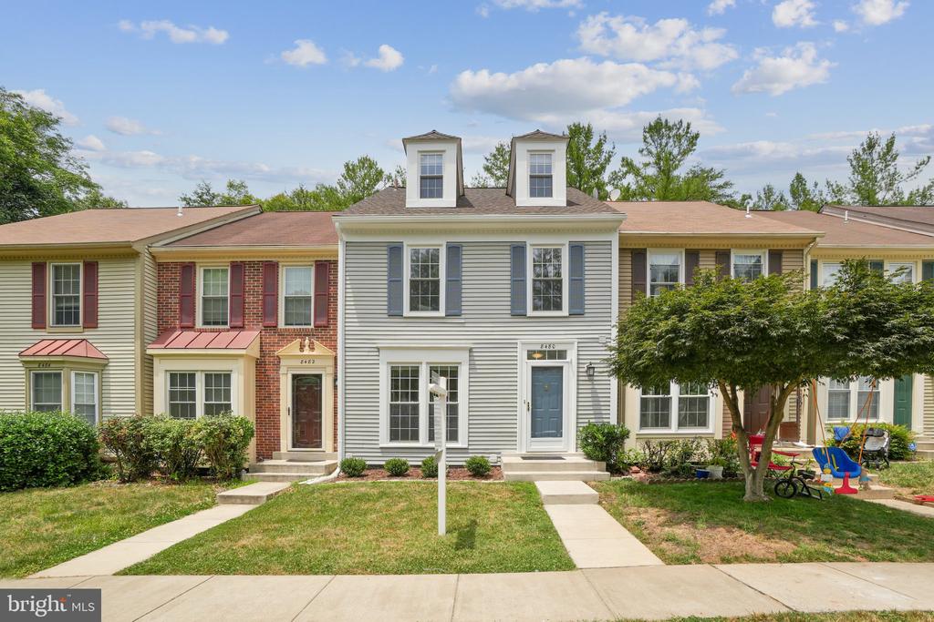8480 Blue Oak Ct