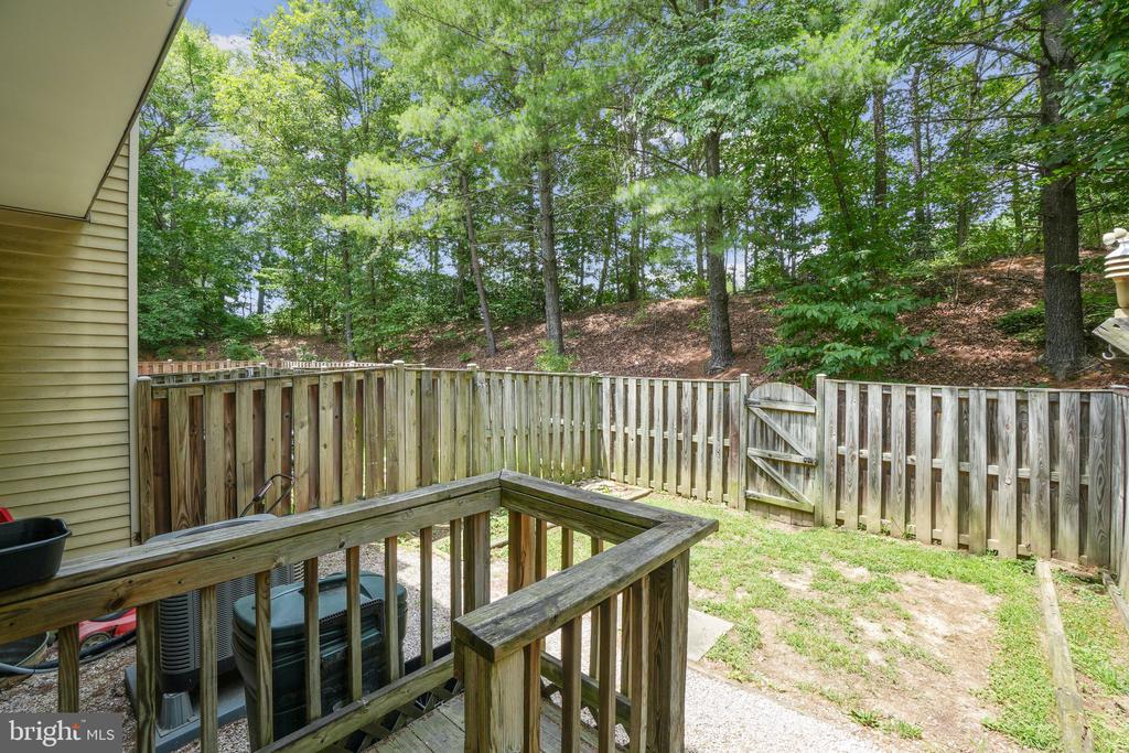 8480 Blue Oak Ct