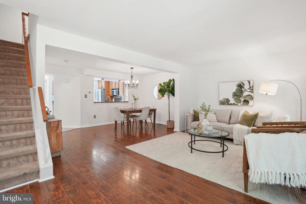 8480 Blue Oak Ct