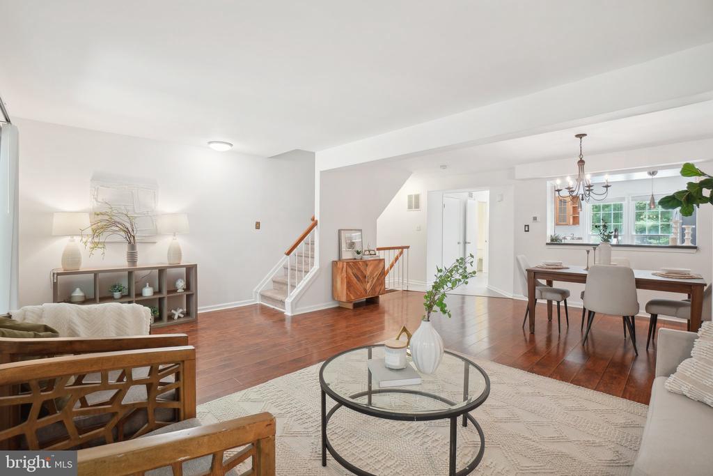 8480 Blue Oak Ct