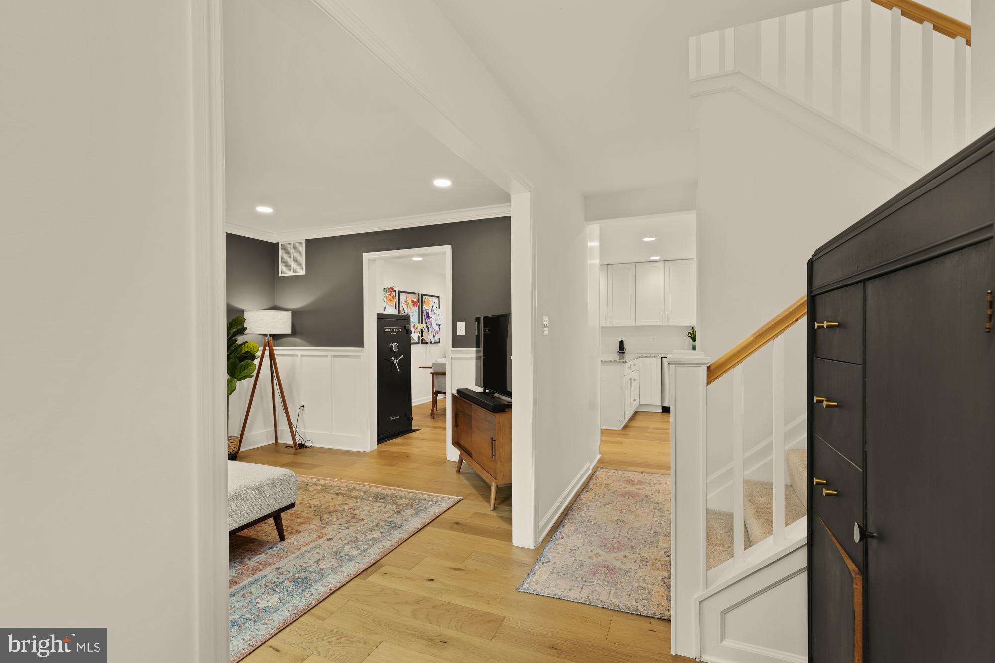 9146 SILCHESTER COURT